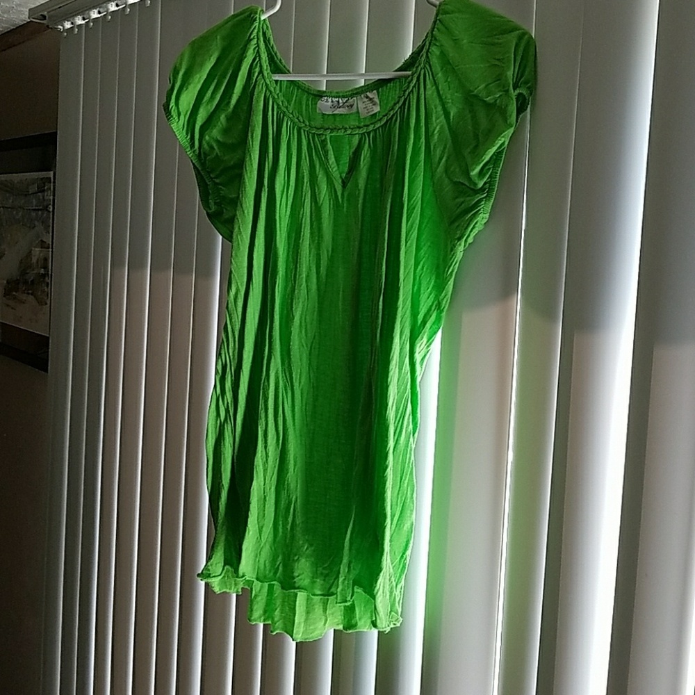 Women's medium Allison Brittney top